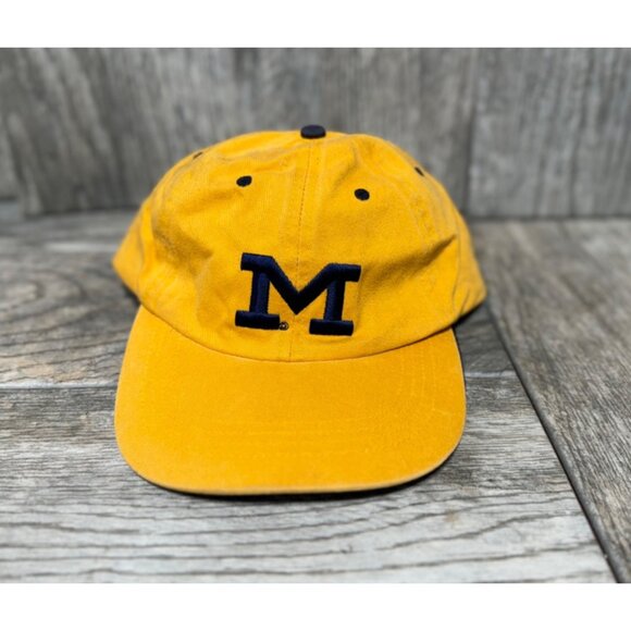 Zephyr Other - University Of Michigan Wolverines Zephyr Yellow Fitted Hat Baseball Cap Size 7